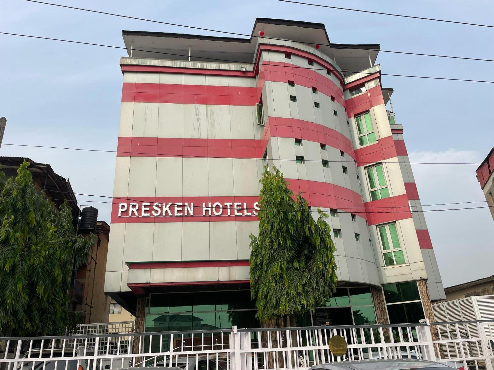 Presken Hotel At International Airport Road 이케야 외부 사진