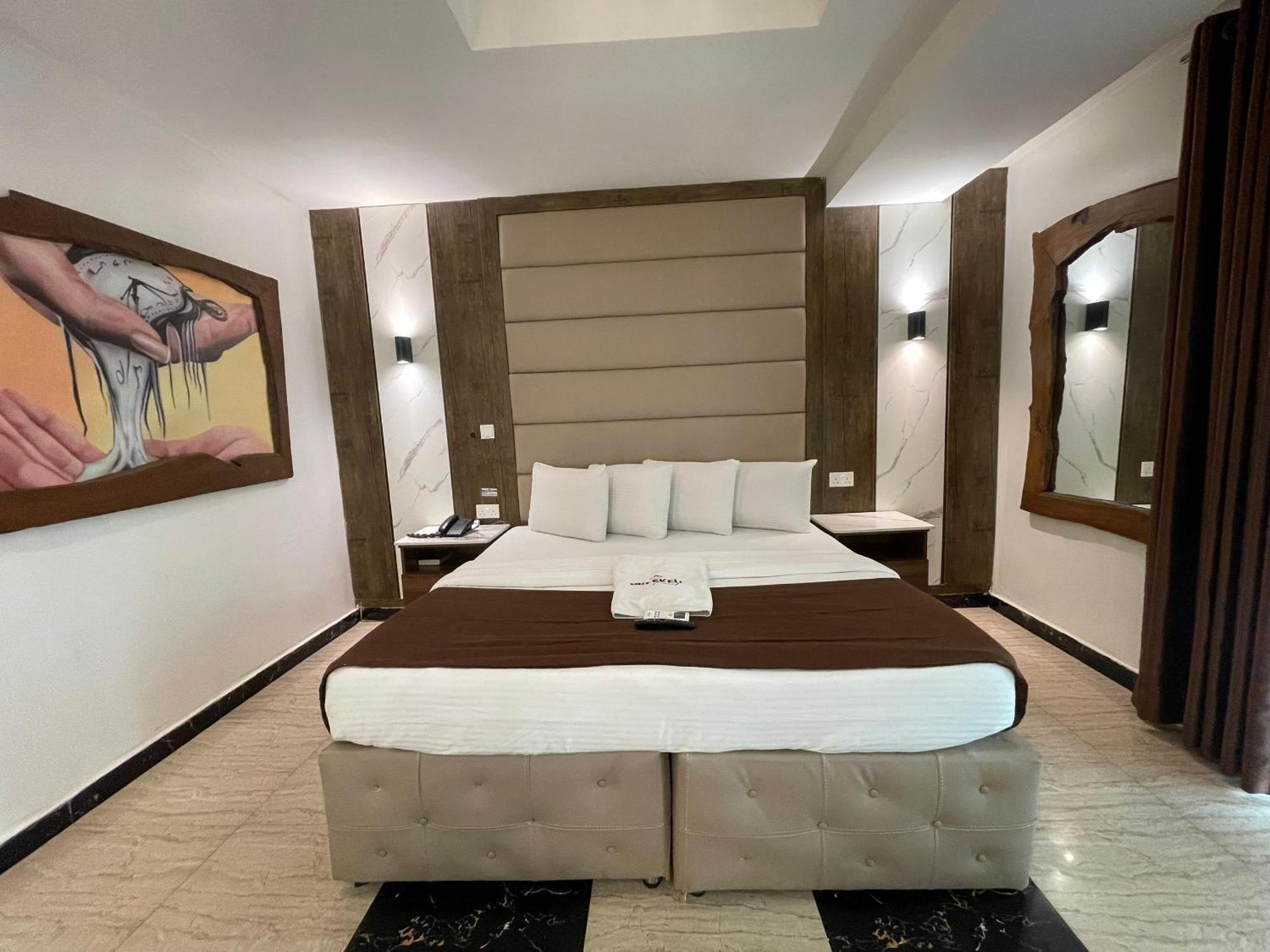 Presken Hotel At International Airport Road 이케야 외부 사진